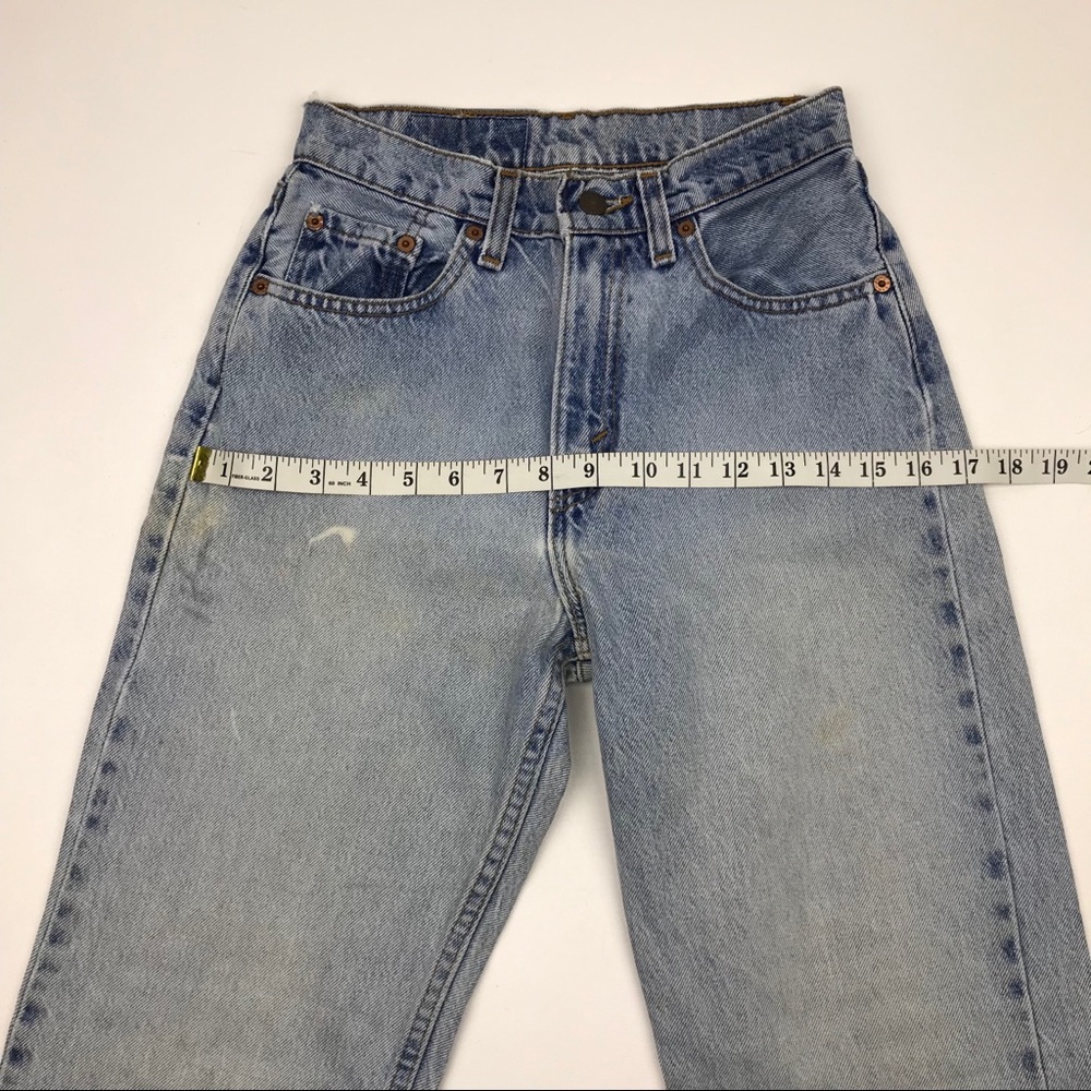 Vintage Levi’s 560 High Waist wedgie fit Jeans - Picture 5 of 8